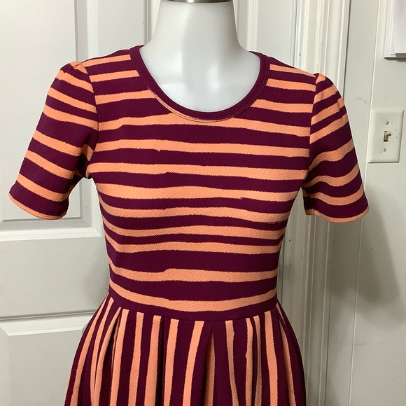 Lula roe casual dress size X Small - Picture 6 of 12
